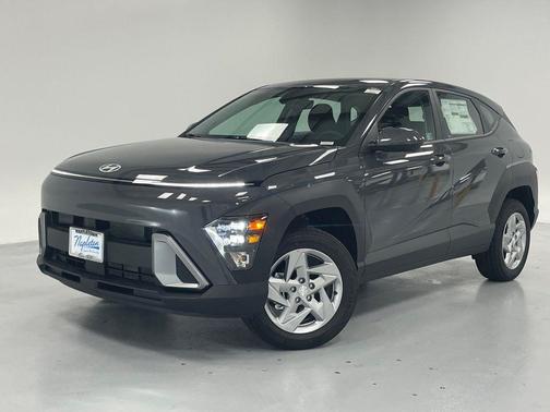 2025 Hyundai KONA SE