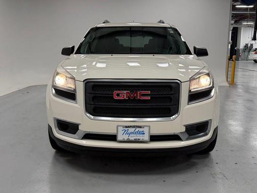 2013 GMC Acadia SLE-2