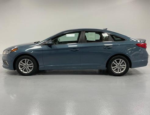 2017 Hyundai SONATA Base