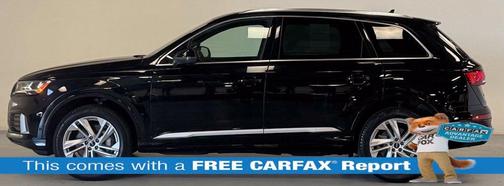 Mythos Black Metallic 2023 Audi Q7 45 Premium