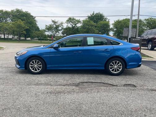 2018 Hyundai SONATA SE