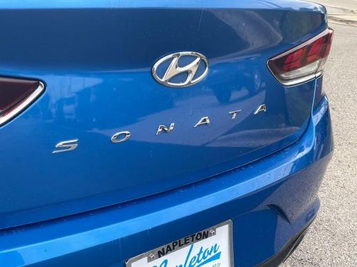 2018 Hyundai SONATA SE