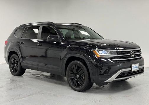 2022 Volkswagen Atlas 3.6L SE w/Technology