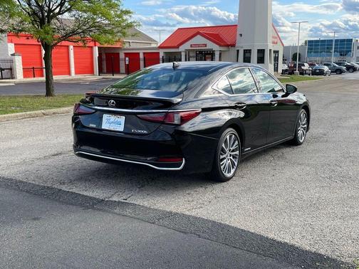 2021 Lexus ES 300h 300H