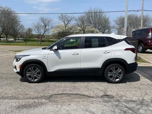 2022 Kia Seltos LX