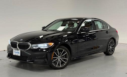 2022 BMW 330 i xDrive