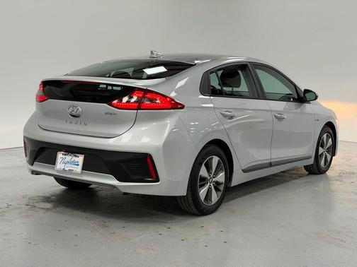 2019 Hyundai IONIQ Plug-In Hybrid Base