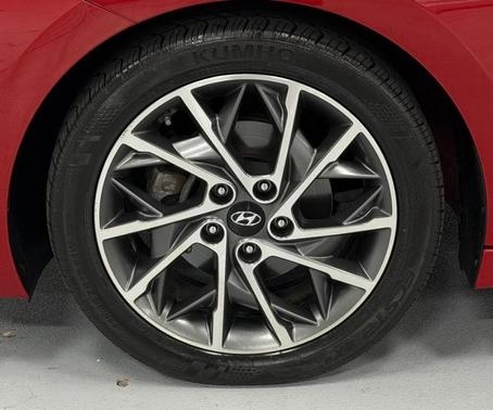 2020 Hyundai ELANTRA Limited