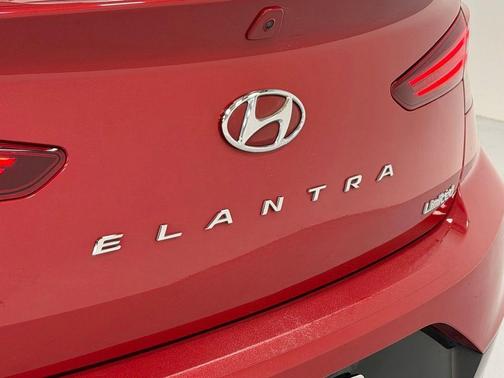 2020 Hyundai ELANTRA Limited