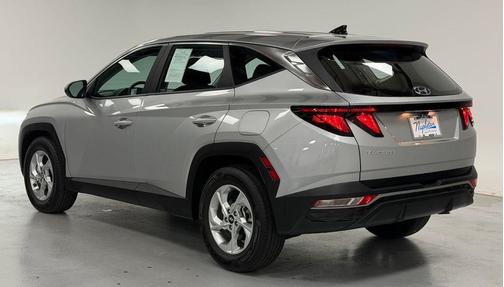 Shimmering Silver 2024 Hyundai TUCSON SE