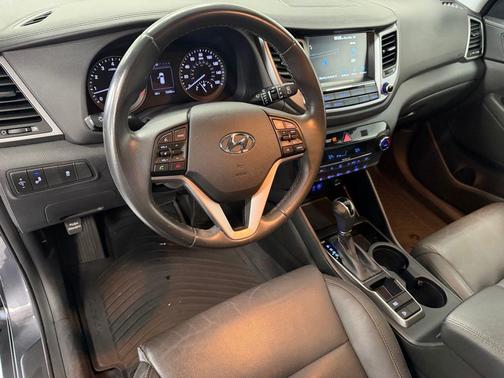 2018 Hyundai TUCSON SEL Plus