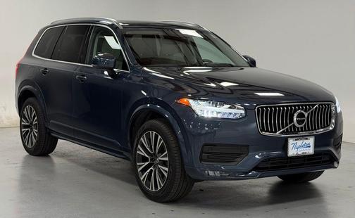 Denim Blue Metallic 2022 Volvo XC90 T6 Momentum 7 Passenger