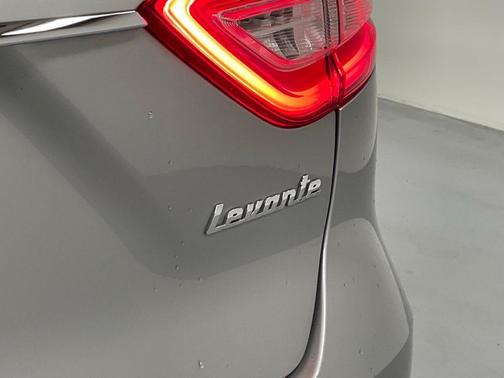 2017 Maserati Levante Base