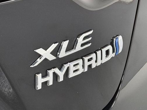 2024 Toyota Corolla Hybrid XLE