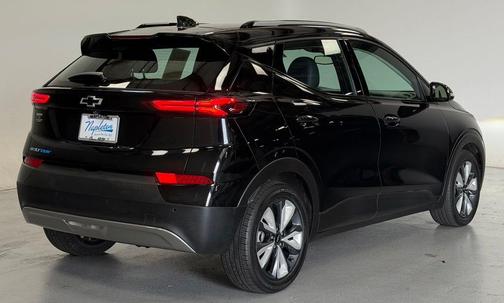 Mosaic Black Metallic 2022 Chevrolet Bolt EUV LT