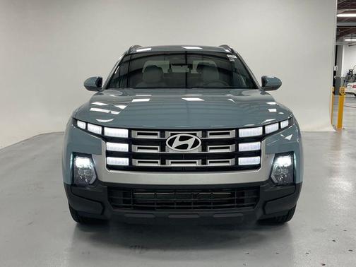 2025 Hyundai SANTA CRUZ SEL Activity