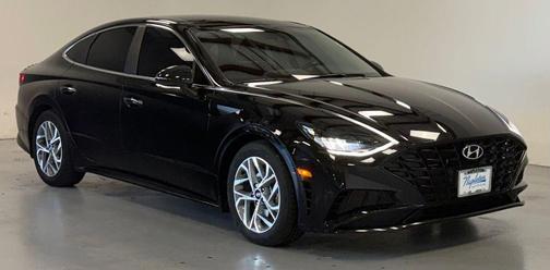 Phantom Black 2022 Hyundai SONATA SEL