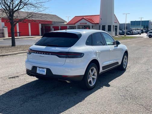 2019 Porsche Macan Base