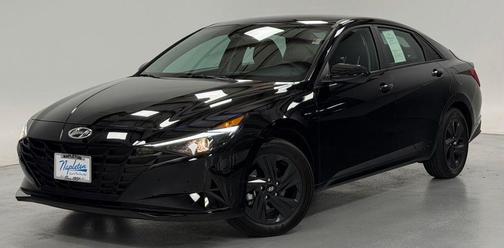 Onyx Black 2023 Hyundai ELANTRA SEL