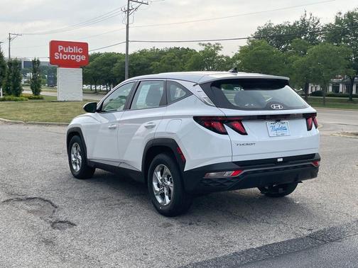 2024 Hyundai TUCSON SE