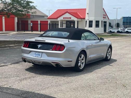 2015 Ford Mustang V6