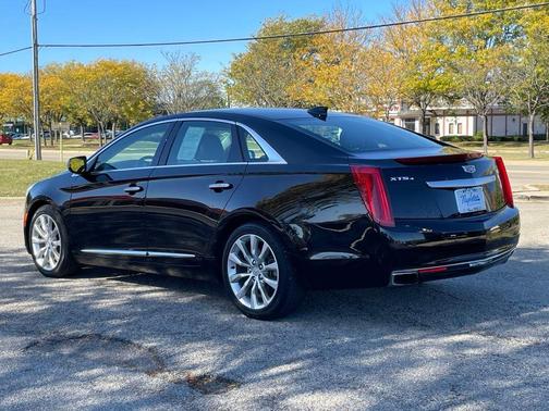 2016 Cadillac XTS Luxury Collection