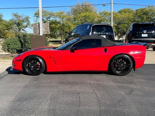 2005 Chevrolet Corvette Base