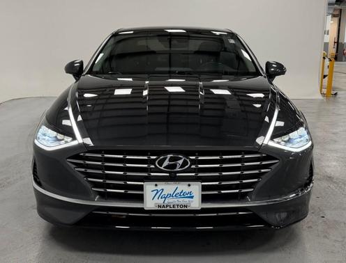 2021 Hyundai SONATA Hybrid Limited
