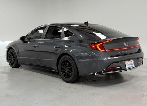 2021 Hyundai SONATA Hybrid Limited