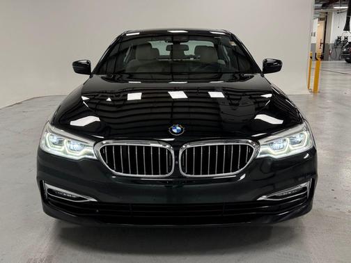 2018 BMW 540 i xDrive