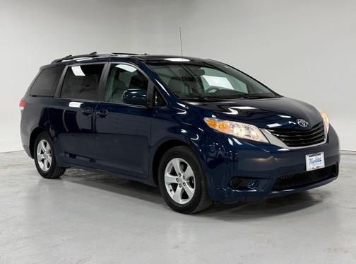 2011 Toyota Sienna Base