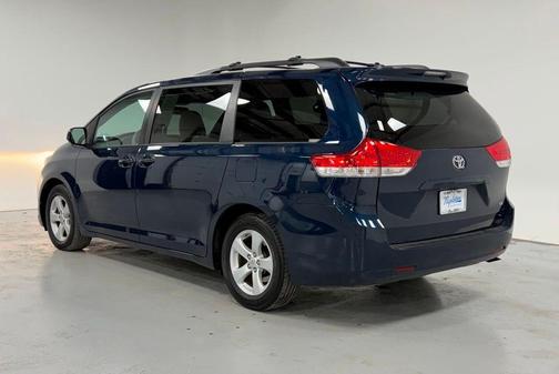 2011 Toyota Sienna Base