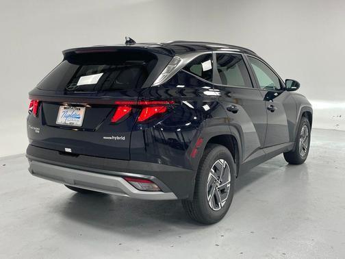 2025 Hyundai TUCSON Hybrid Blue