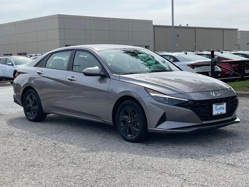 2023 Hyundai ELANTRA HEV Blue