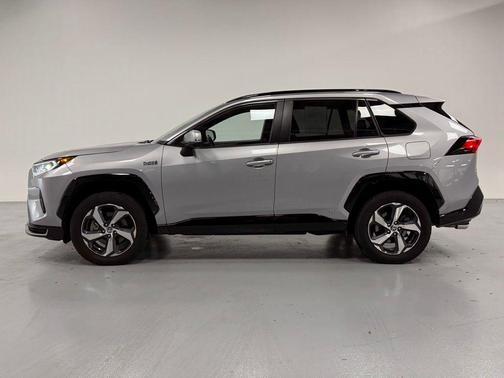 2021 Toyota RAV4 Prime SE