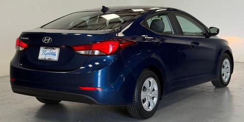 Lakeside Blue 2016 Hyundai ELANTRA SE