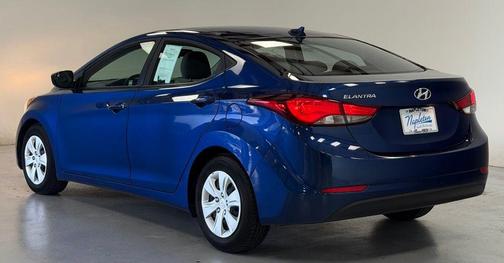 Lakeside Blue 2016 Hyundai ELANTRA SE