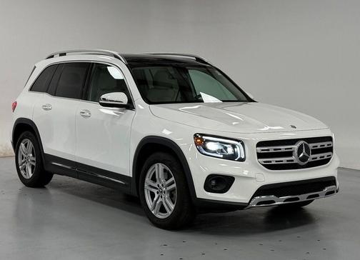 White 2020 Mercedes-Benz GLB 250 Base 4MATIC