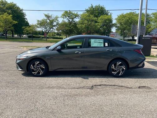 2025 Hyundai ELANTRA HEV SEL Sport
