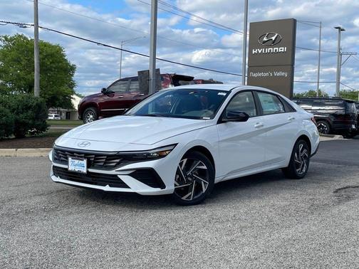 2025 Hyundai ELANTRA HEV SEL Sport