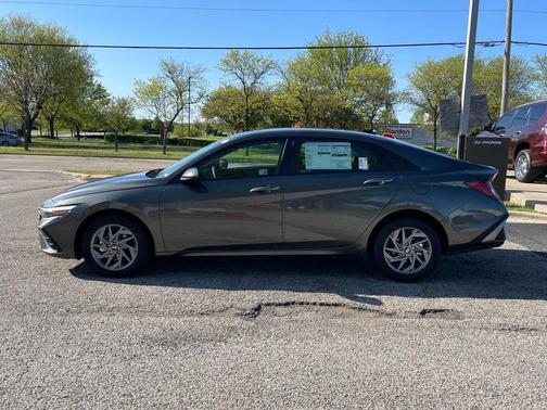 2025 Hyundai ELANTRA HEV Blue