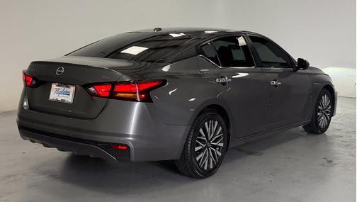 Gun Metallic 2023 Nissan Altima 2.5 SV