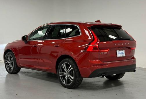 2020 Volvo XC60 T5 Momentum