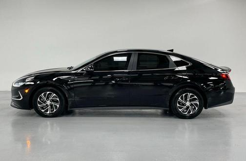 2021 Hyundai SONATA Hybrid Blue