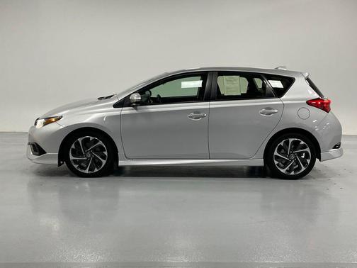 2017 Toyota Corolla iM Base