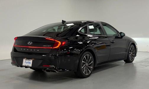 2022 Hyundai SONATA Limited