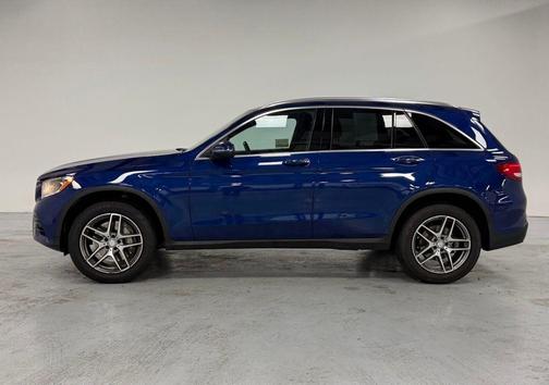 2017 Mercedes-Benz GLC 300 Base 4MATIC