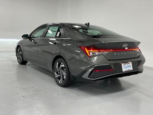 2025 Hyundai ELANTRA HEV Limited
