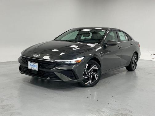 2025 Hyundai ELANTRA HEV Limited