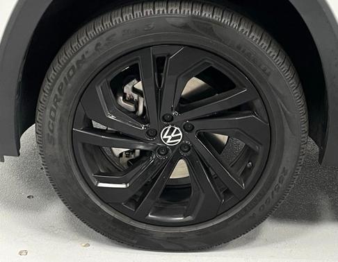 2022 Volkswagen Atlas 3.6L SE w/Technology